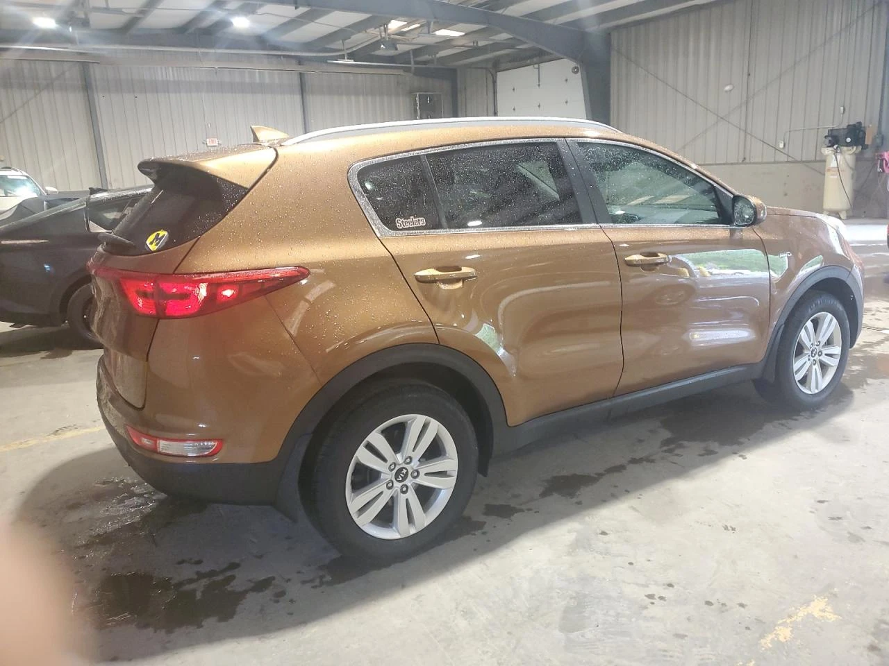 Kia Sportage LX  Клип на мотора! Авто Кредит! - изображение 4