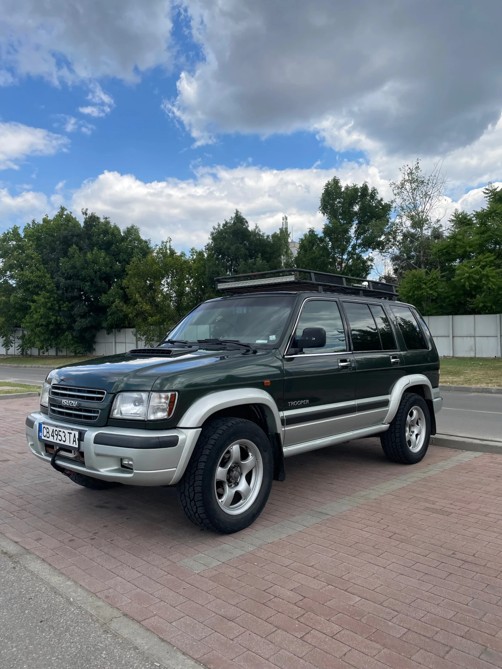Isuzu Trooper  - изображение 2