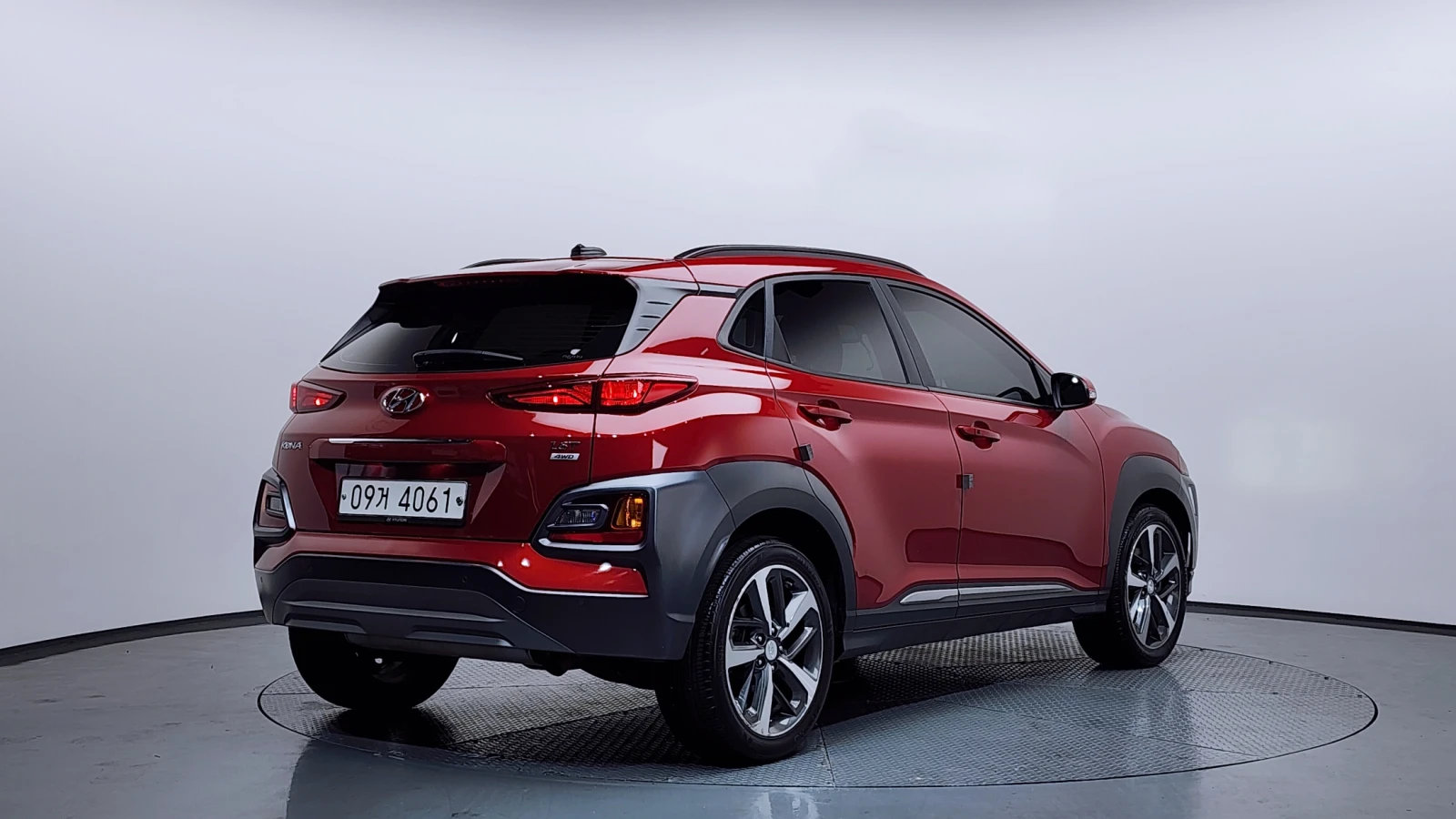 Hyundai Kona 1.6GDI /4x4/ Пълна сервизна !!! - изображение 2