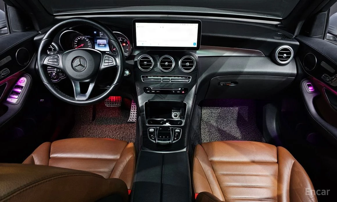 Mercedes-Benz GLC 220  - изображение 7