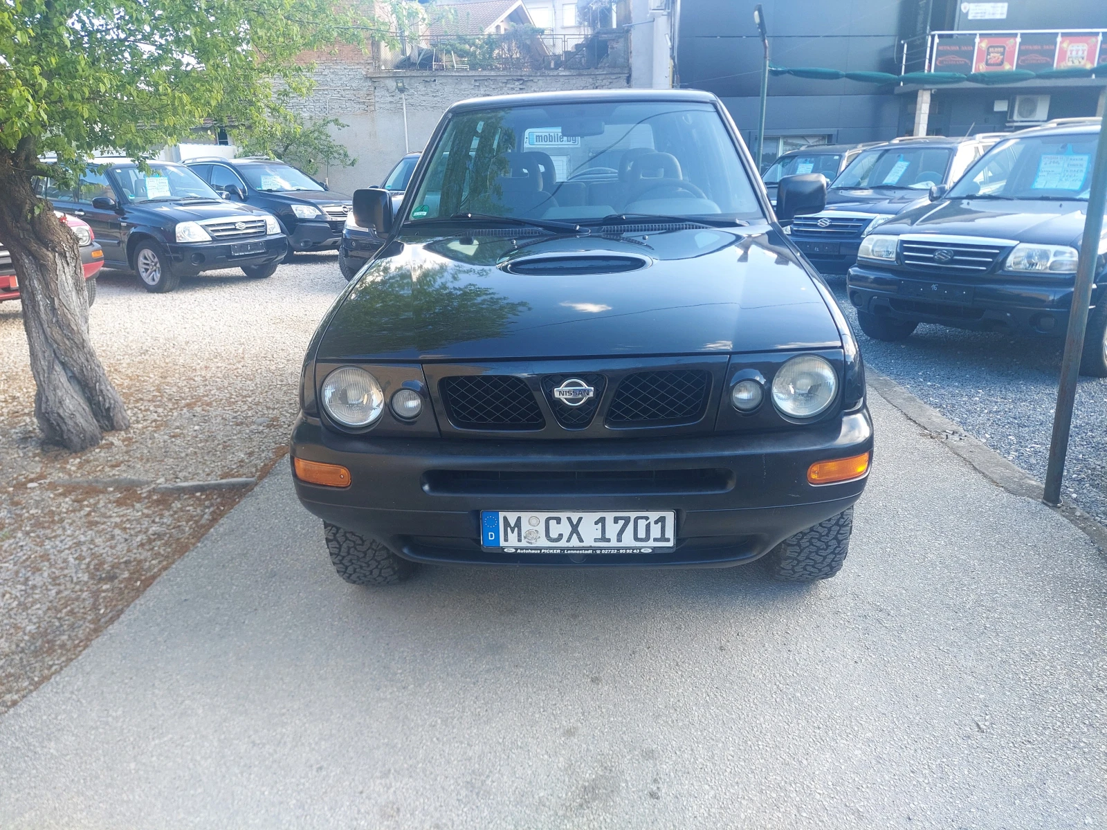 Nissan Terrano ТОП СЪСТОЯНИЕ, снимка 2 - Автомобили и джипове - 54293868