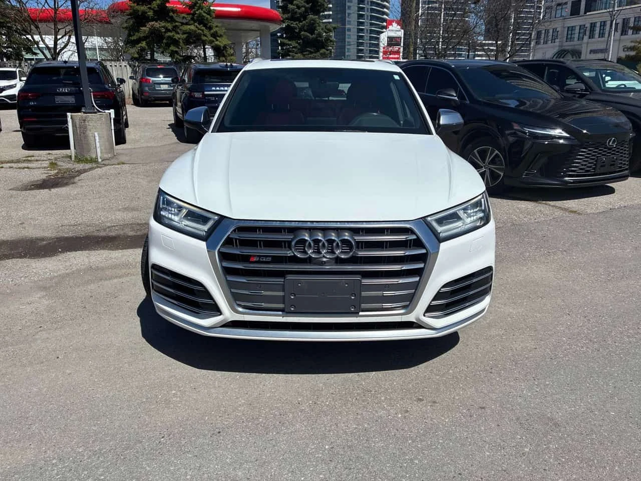 Audi SQ5 * Technik * BANG & OLUFSEN* PANORAMA* ВИДЕО, снимка 6 - Автомобили и джипове - 54372031