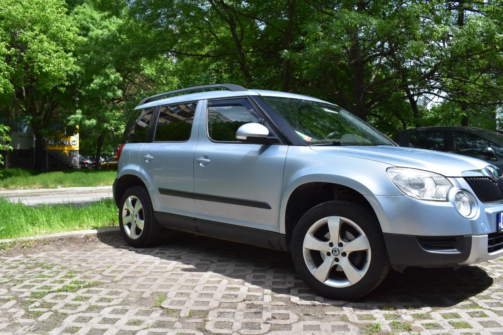 Skoda Yeti 1.8T 4x4, снимка 7 - Автомобили и джипове - 54503609