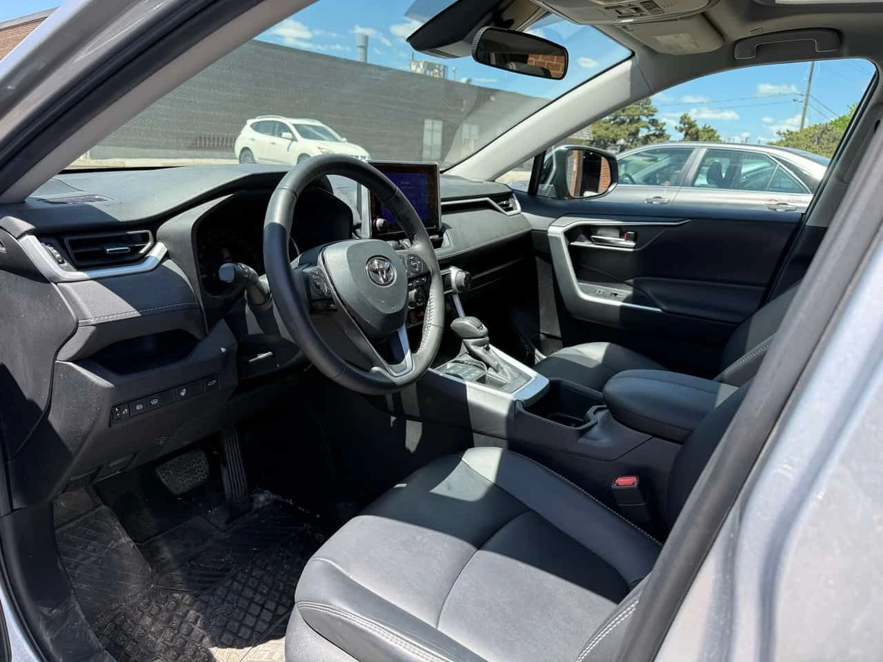Toyota Rav4 * XLE * CARFAX * 2 КЛЮЧА * ПАНО * KEYLESS, снимка 5 - Автомобили и джипове - 54750450