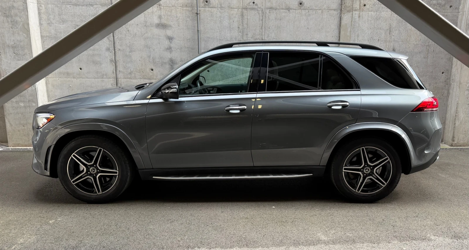 Mercedes-Benz GLE 450 Mercedes-Benz GLE 450 4MATIC AMG Line Night Packag, снимка 5 - Автомобили и джипове - 55125333