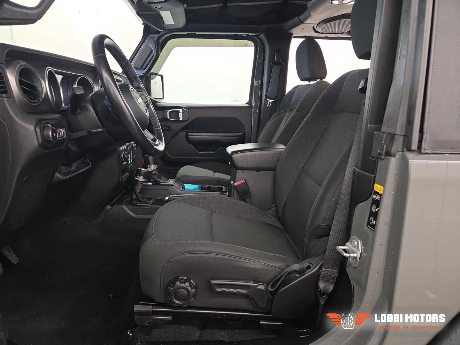 Jeep Wrangler, снимка 5 - Автомобили и джипове - 55955108