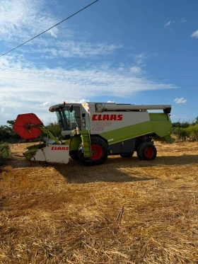 Комбайн Claas Lexion 460, снимка 1