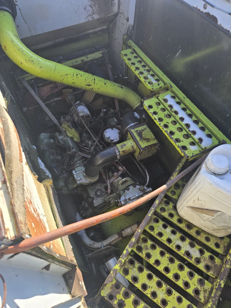 Комбайн Claas 112cs, снимка 6 - Селскостопанска техника - 53446838