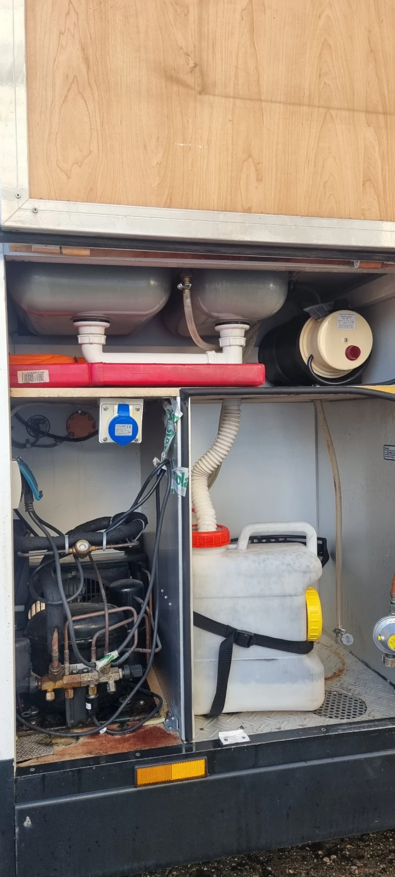 Кемпер Fiat СКАРА-БИРА , снимка 12 - Каравани и кемпери - 52777953