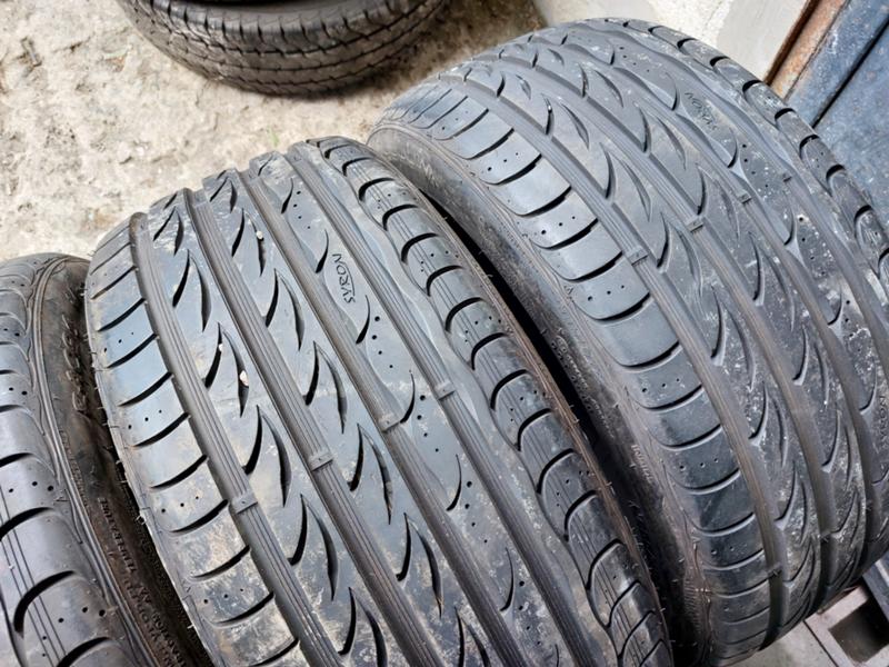 Гуми Летни 255/40R19, снимка 3 - Гуми и джанти - 37112391