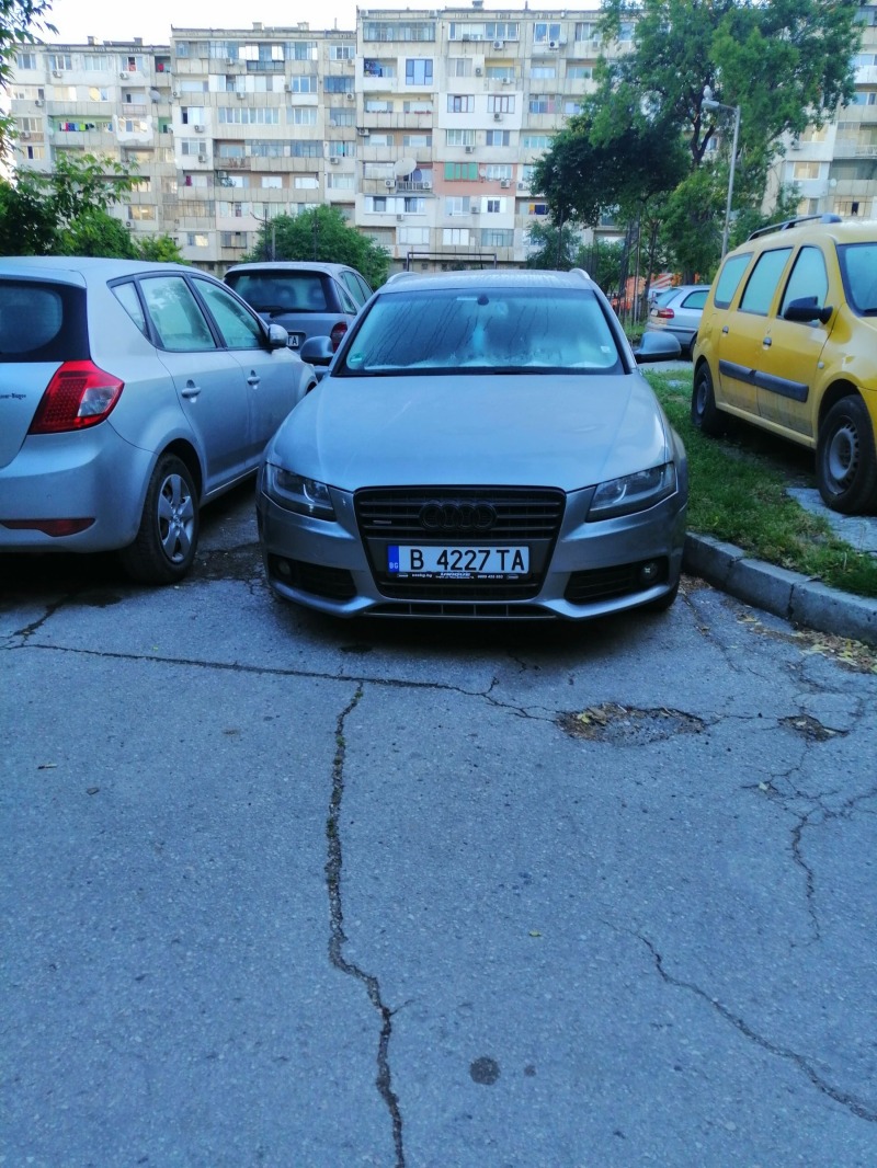 Audi A4, снимка 8 - Автомобили и джипове - 46330555
