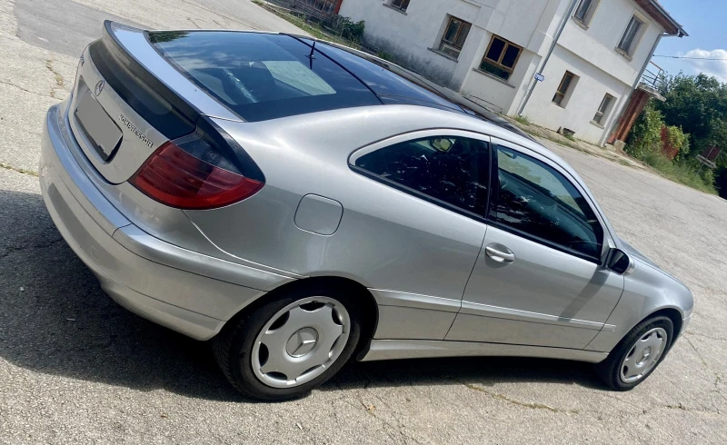 Mercedes-Benz C 200 Kompressor, снимка 6 - Автомобили и джипове - 46925717