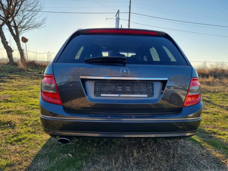 Mercedes-Benz C 220 2.2cdi, снимка 3 - Автомобили и джипове - 46946051