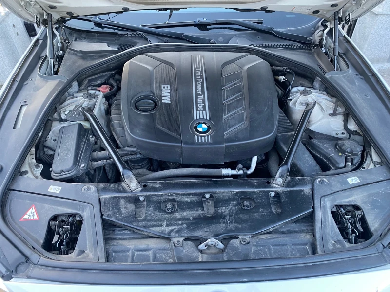 BMW 525 D-Xdrive-ФЕЙСЛИФТ-НАВИ-КОЖА-ПАНОРАМА-PDC-КАМЕРА, снимка 15 - Автомобили и джипове - 51538399