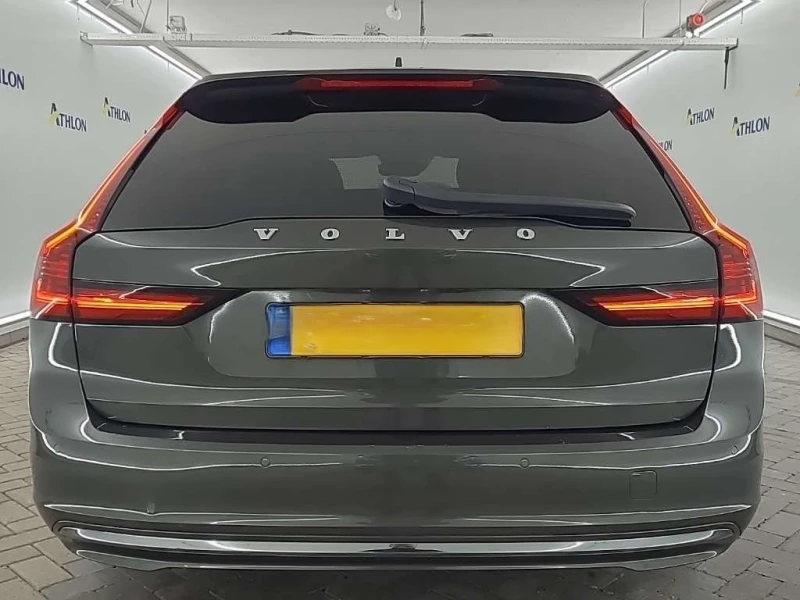 Volvo V90 B4, снимка 5 - Автомобили и джипове - 52259119
