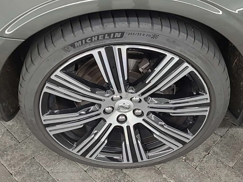 Volvo V90 B4, снимка 17 - Автомобили и джипове - 52259119