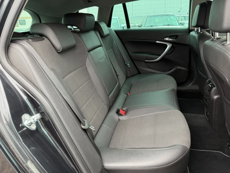 Opel Insignia 2.0CDTI---2015г.---, снимка 12 - Автомобили и джипове - 52465810