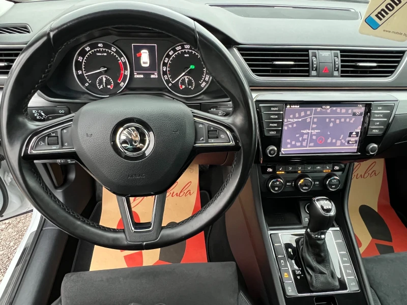 Skoda Superb 2.0TSI 280k.c. 4х4/ПАНОРАМА/RVM/PDC/AAC/КОЖА/НАВИ/, снимка 13 - Автомобили и джипове - 52654769