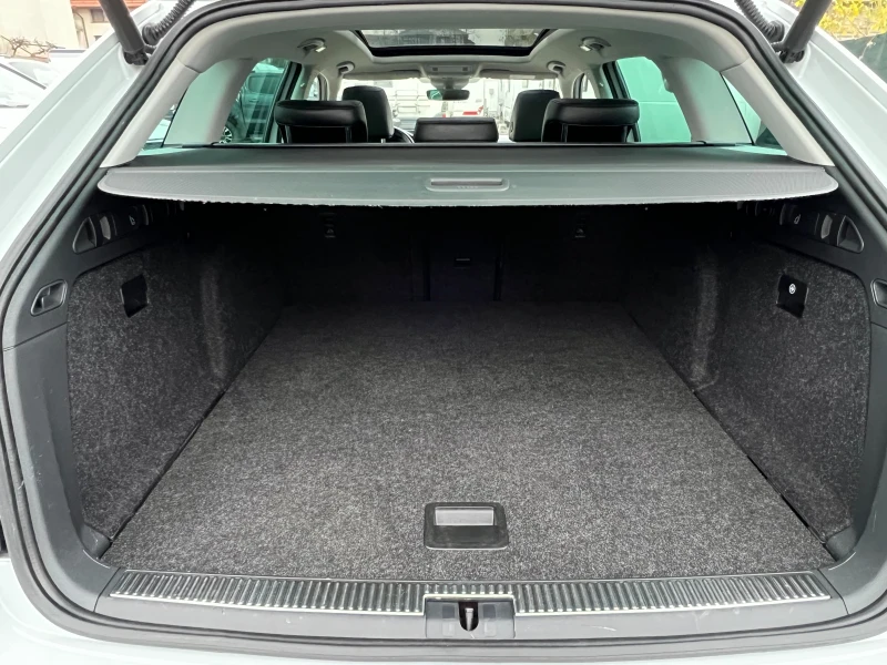 Skoda Superb 2.0TSI 280k.c. 4х4/ПАНОРАМА/RVM/PDC/AAC/КОЖА/НАВИ/, снимка 9 - Автомобили и джипове - 52654769