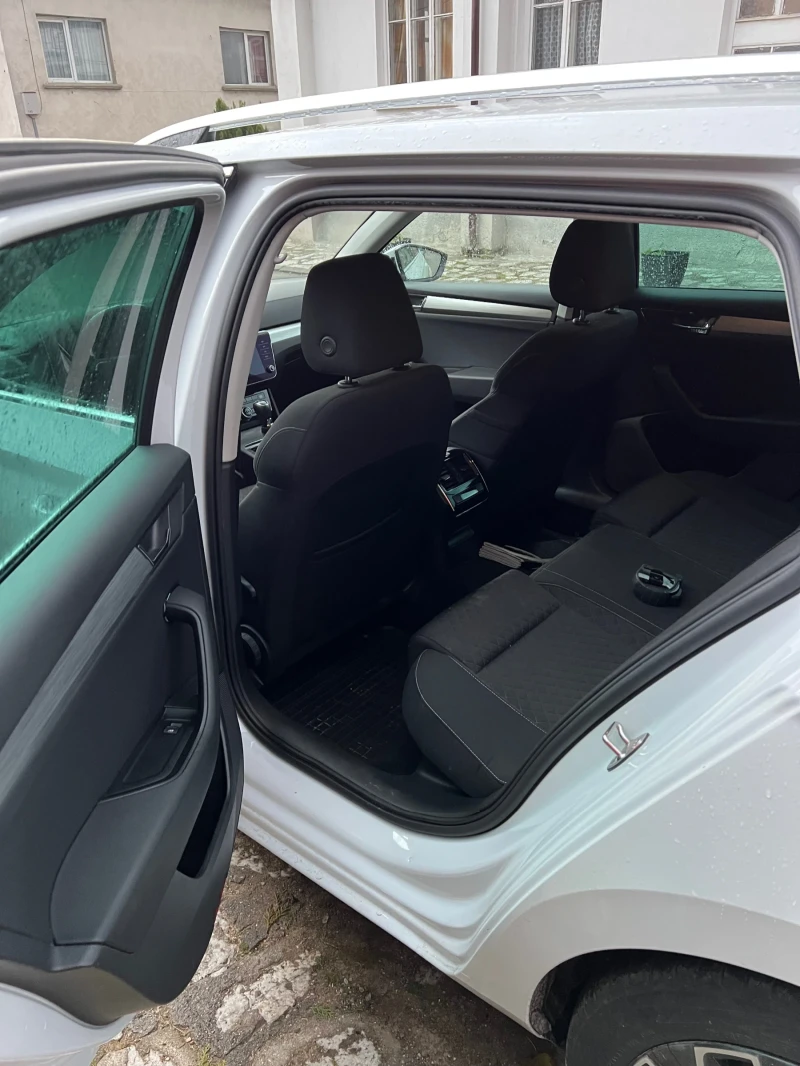 Skoda Superb, снимка 4 - Автомобили и джипове - 52669080