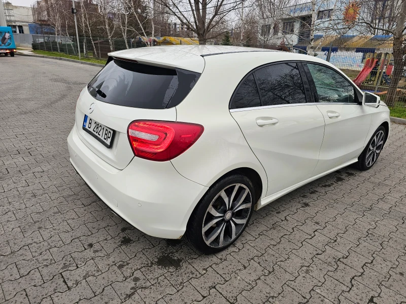 Mercedes-Benz 180 Мецедес Бенц, снимка 5 - Автомобили и джипове - 53428246