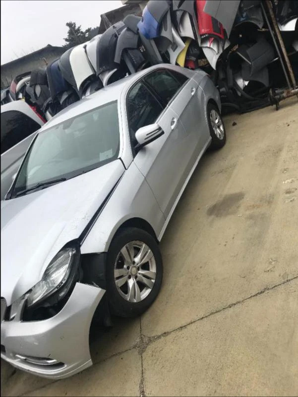 Mercedes-Benz E 350 3.5 CDI 2.2 CDI 2 Броя, снимка 5 - Автомобили и джипове - 23964200