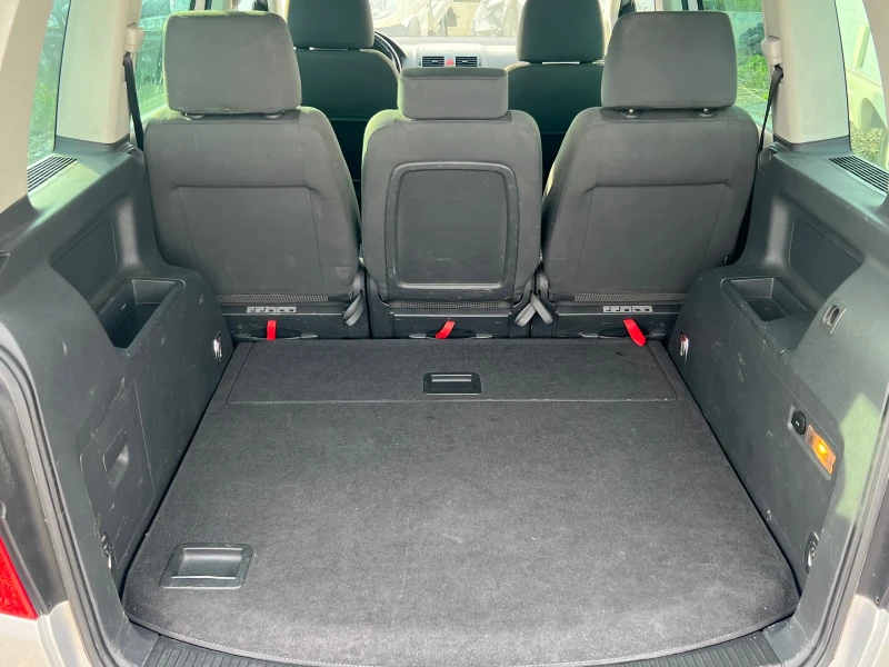 VW Touran 2.0TDI Automat - 6200 лв. - 15143970 | Car24.bg