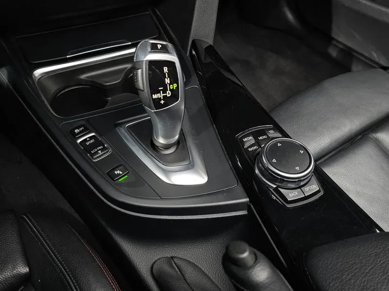 BMW 420 D xDrive Sports Gran Coupe - изображение 9