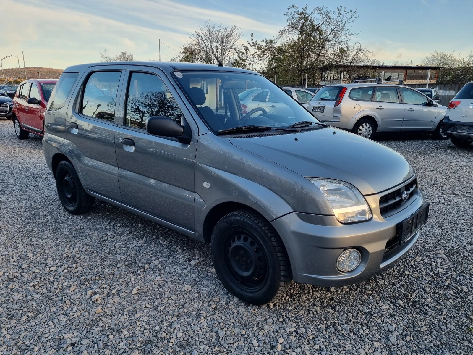 Subaru G3x justy 1.3 Бензин Реални километри 4x4 - [1] 