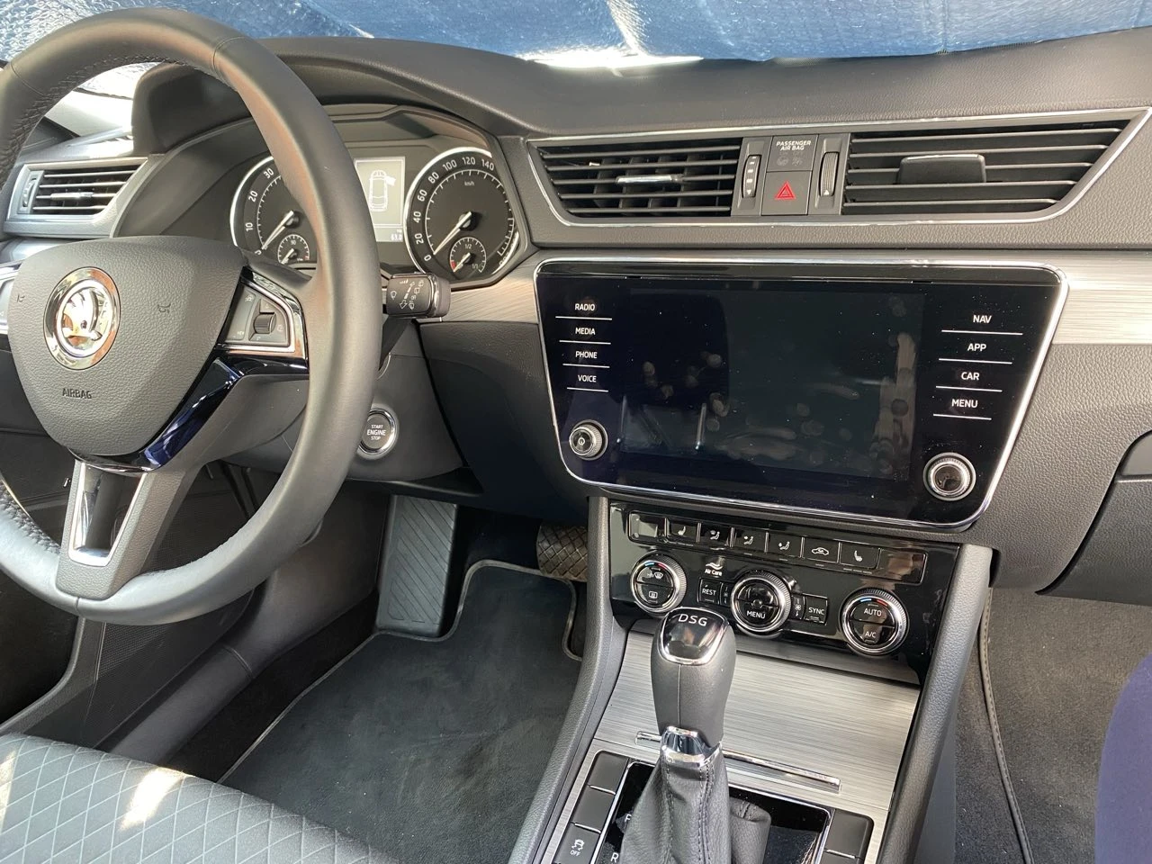 Skoda Superb  - изображение 4