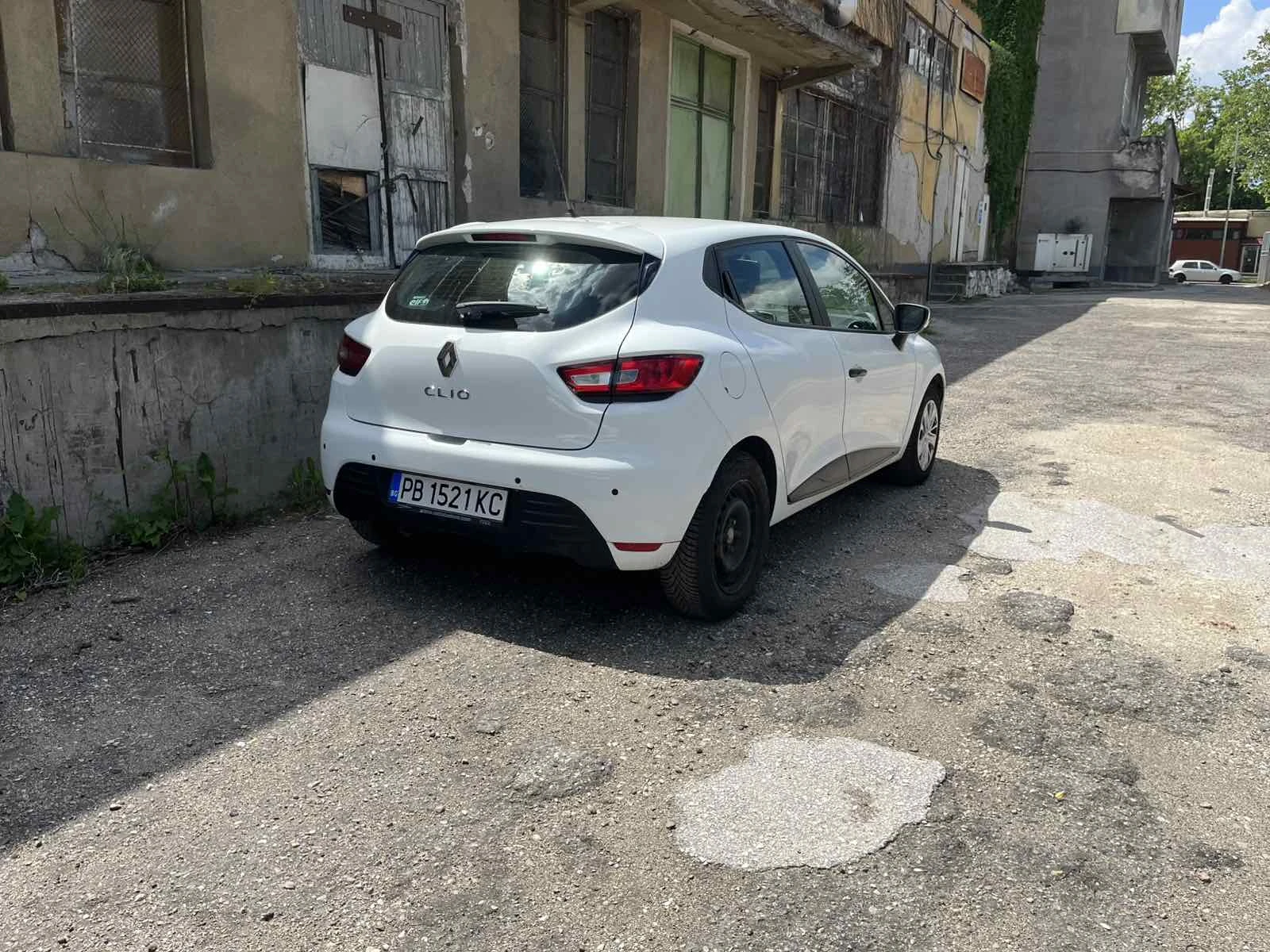Renault Clio 1.5 DCI  - изображение 10
