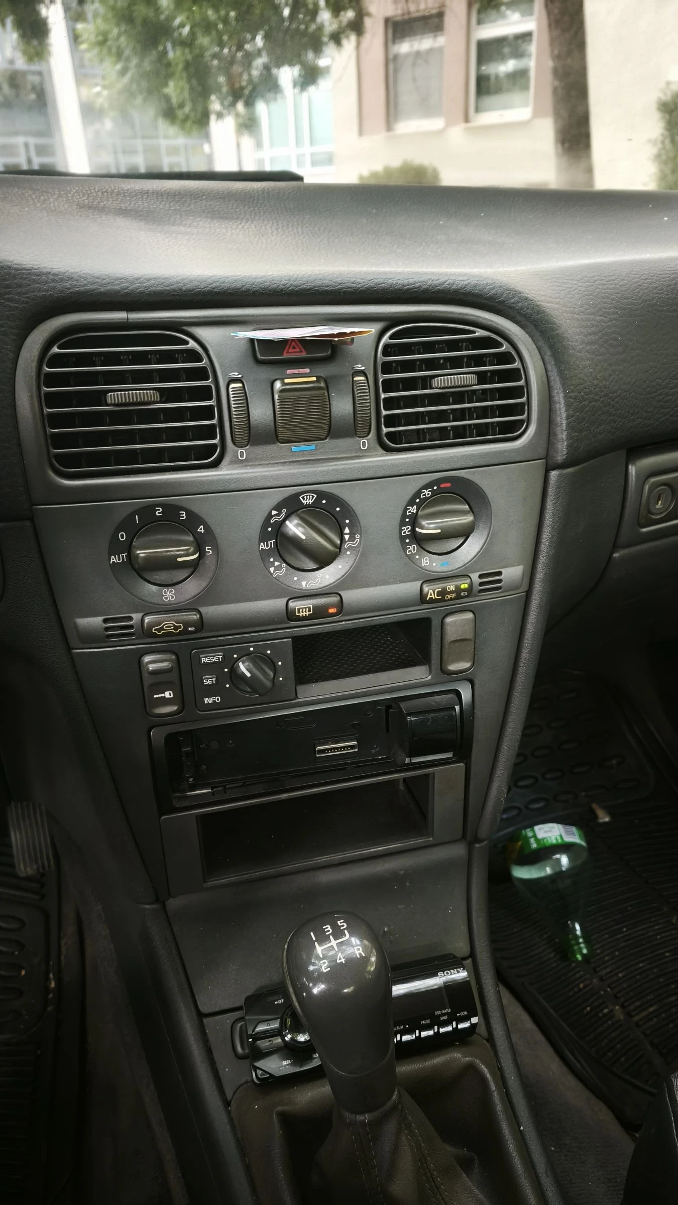 Volvo S40  - изображение 5