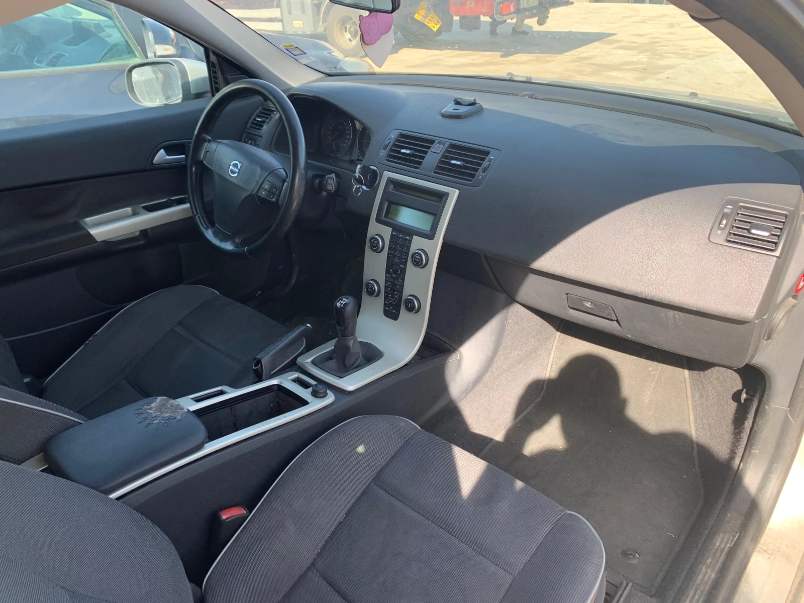 Volvo C30 1.6d - изображение 7
