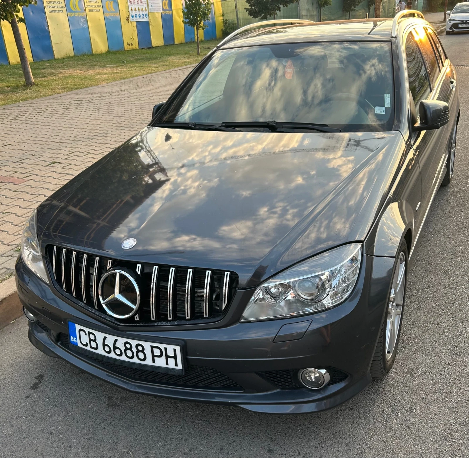Mercedes-Benz C 320  - изображение 2