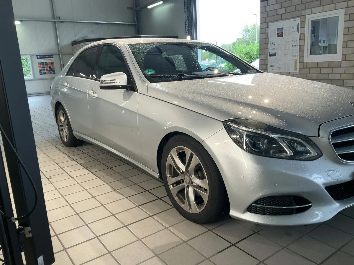 Mercedes-Benz E 220 CDI BlueEfficiency Avantgard - изображение 6