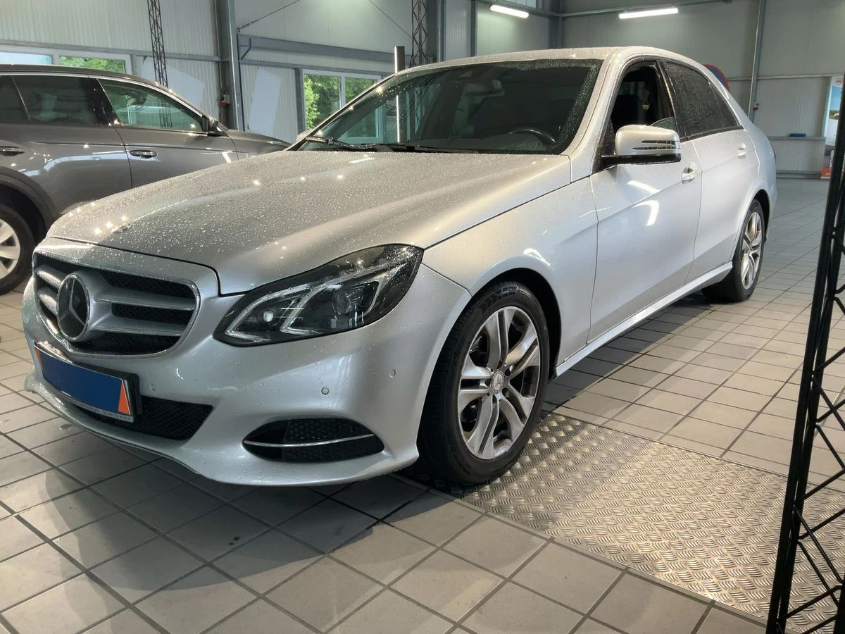 Mercedes-Benz E 220 CDI BlueEfficiency Avantgard - изображение 8