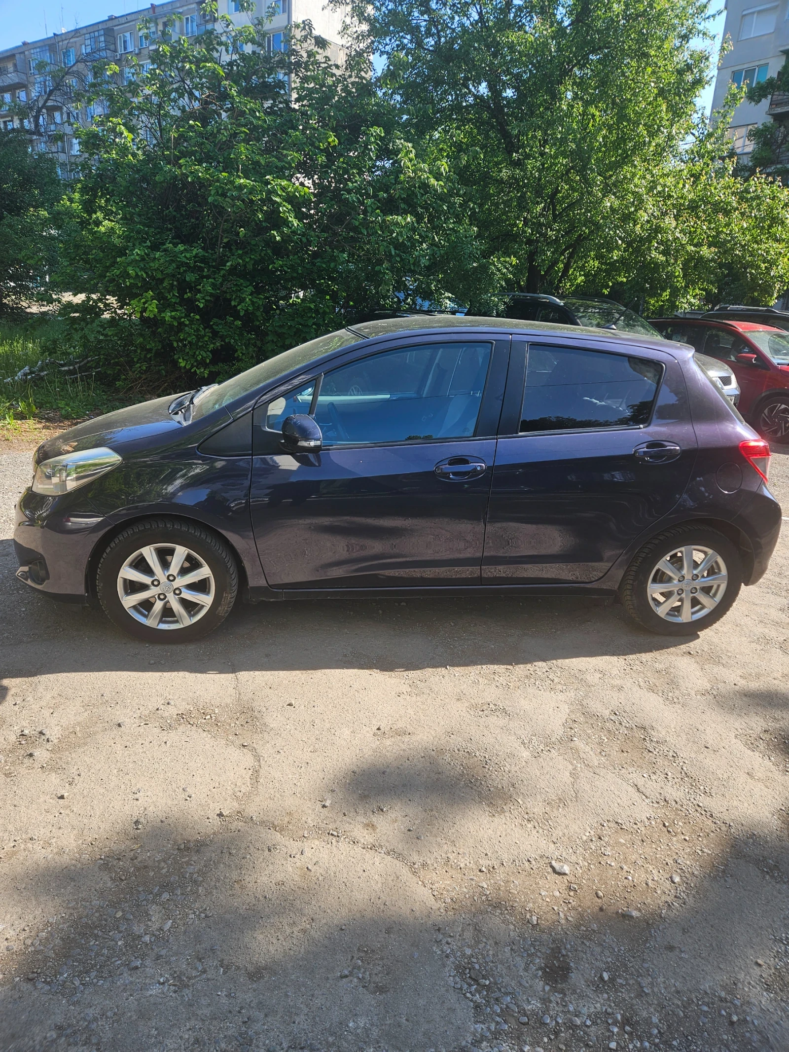 Toyota Yaris 1.3 VVT-I - изображение 2