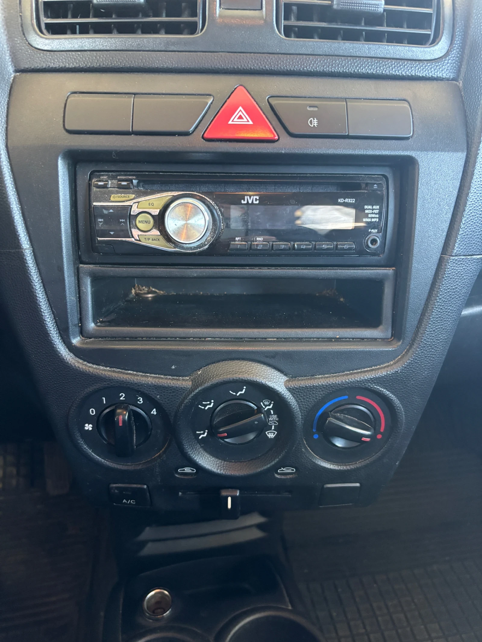 Kia Picanto 1.1 i-Klima - изображение 8