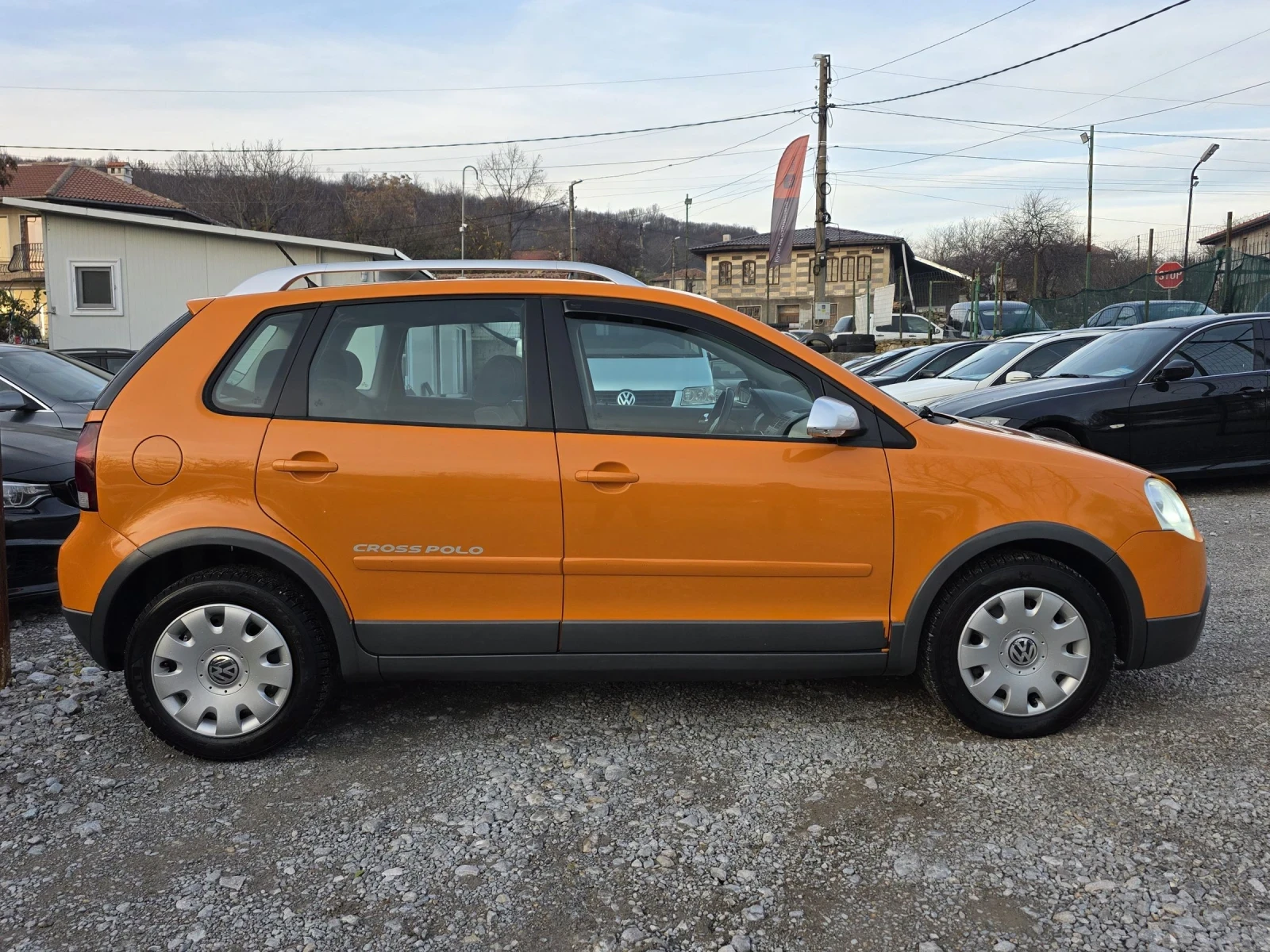 VW Polo CROSS 1.6 I 101 К.С. КЛИМА / ОБСЛУЖЕН - изображение 6
