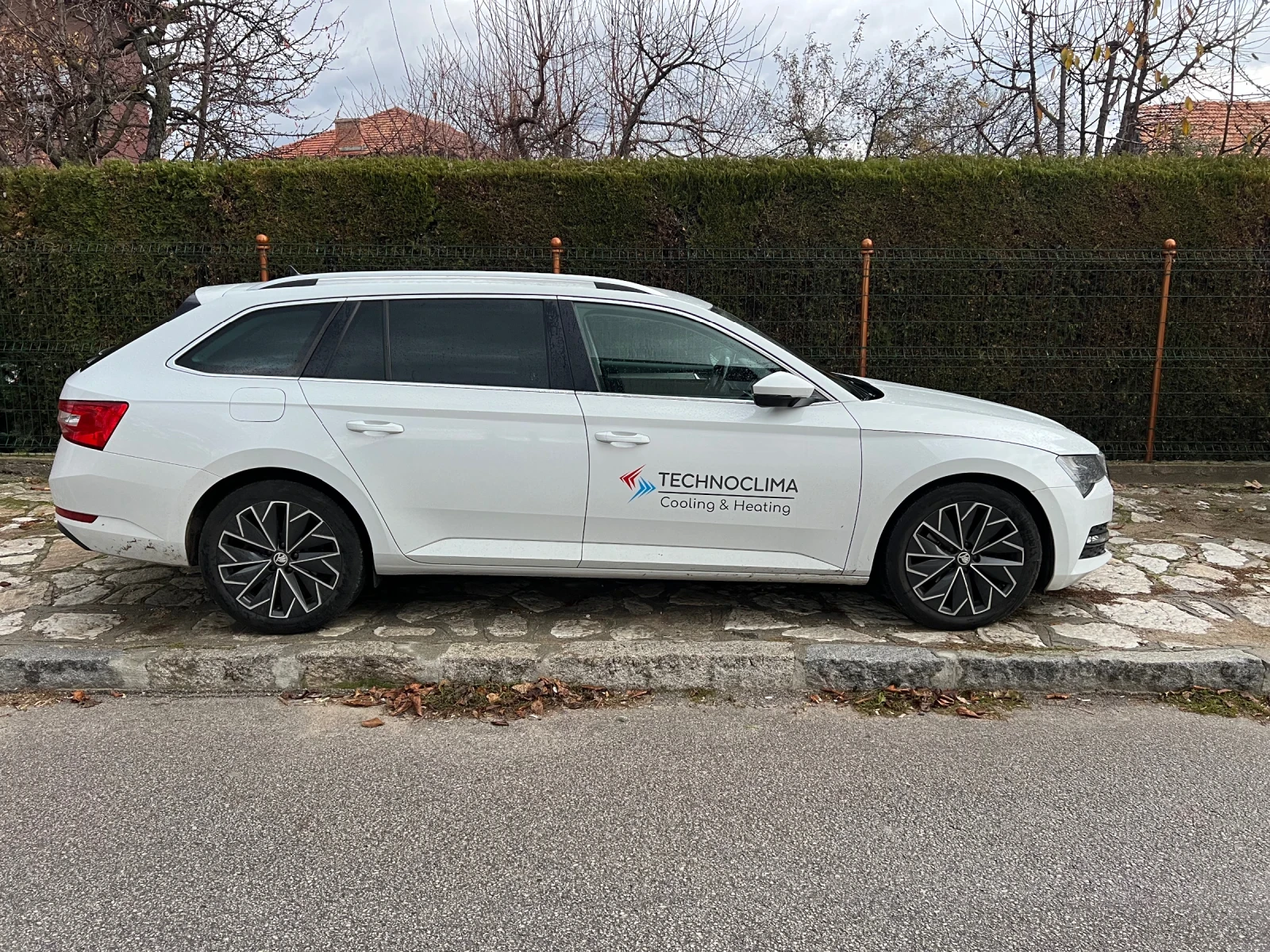 Skoda Superb  - изображение 9