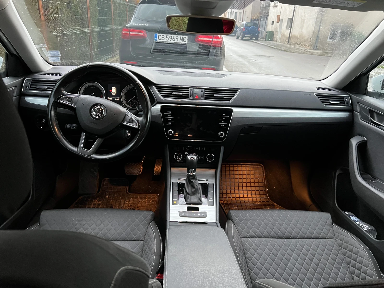 Skoda Superb  - изображение 3