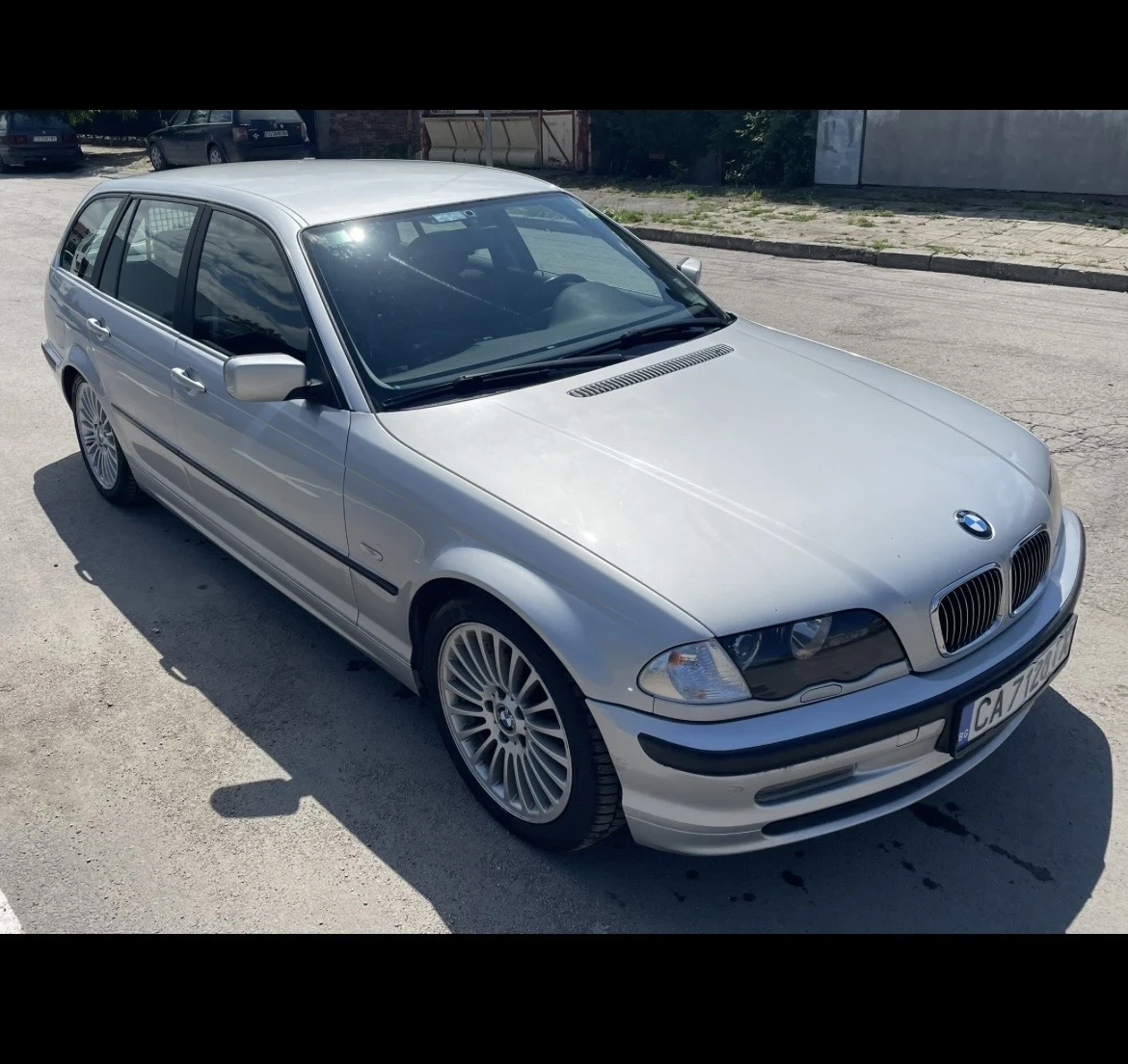 BMW 330, снимка 2 - Автомобили и джипове - 53961173