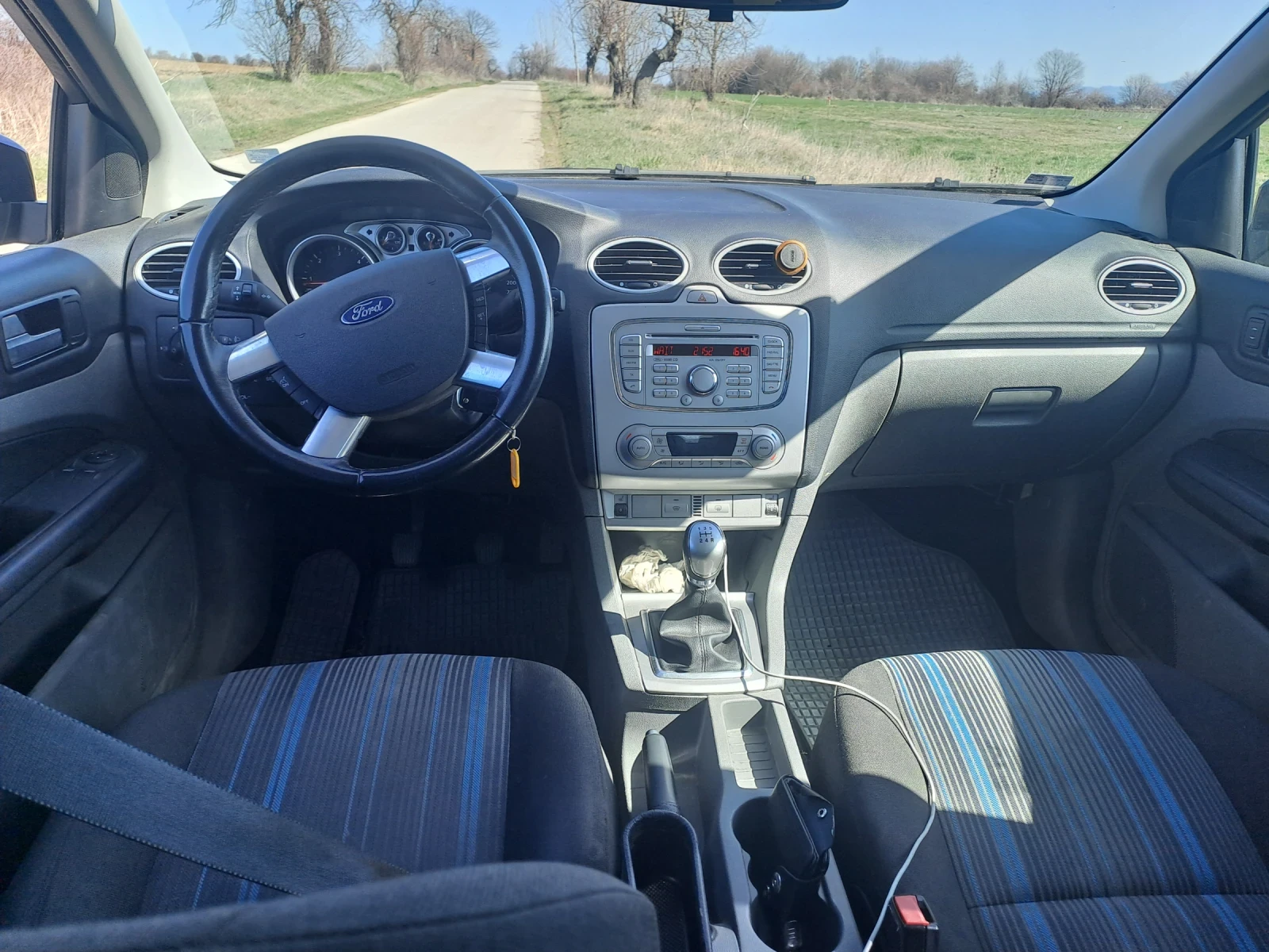 Ford Focus 1.6 TDCI, снимка 6 - Автомобили и джипове - 53690962