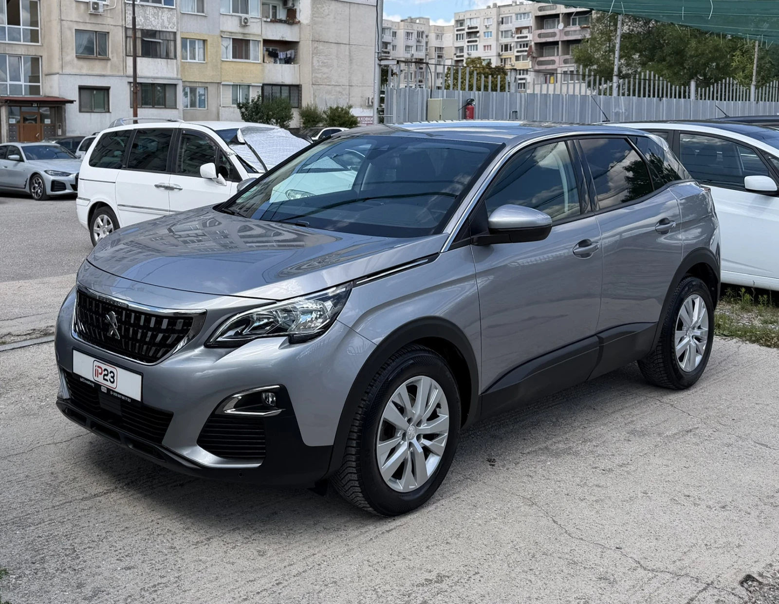 Peugeot 3008 БЕНЗИН* ЕАТ* 8* АВТОМАТИК* Apple* CarPlay* * * 