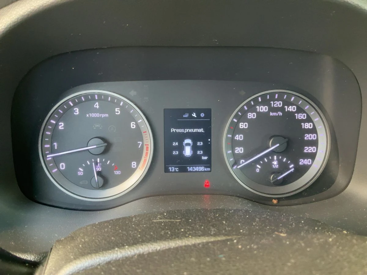 Hyundai Tucson 1.6* ГАЗ-GPL* НАВИГАЦИЯ* ЕВРО* 6* * * , снимка 9 - Автомобили и джипове - 53769723