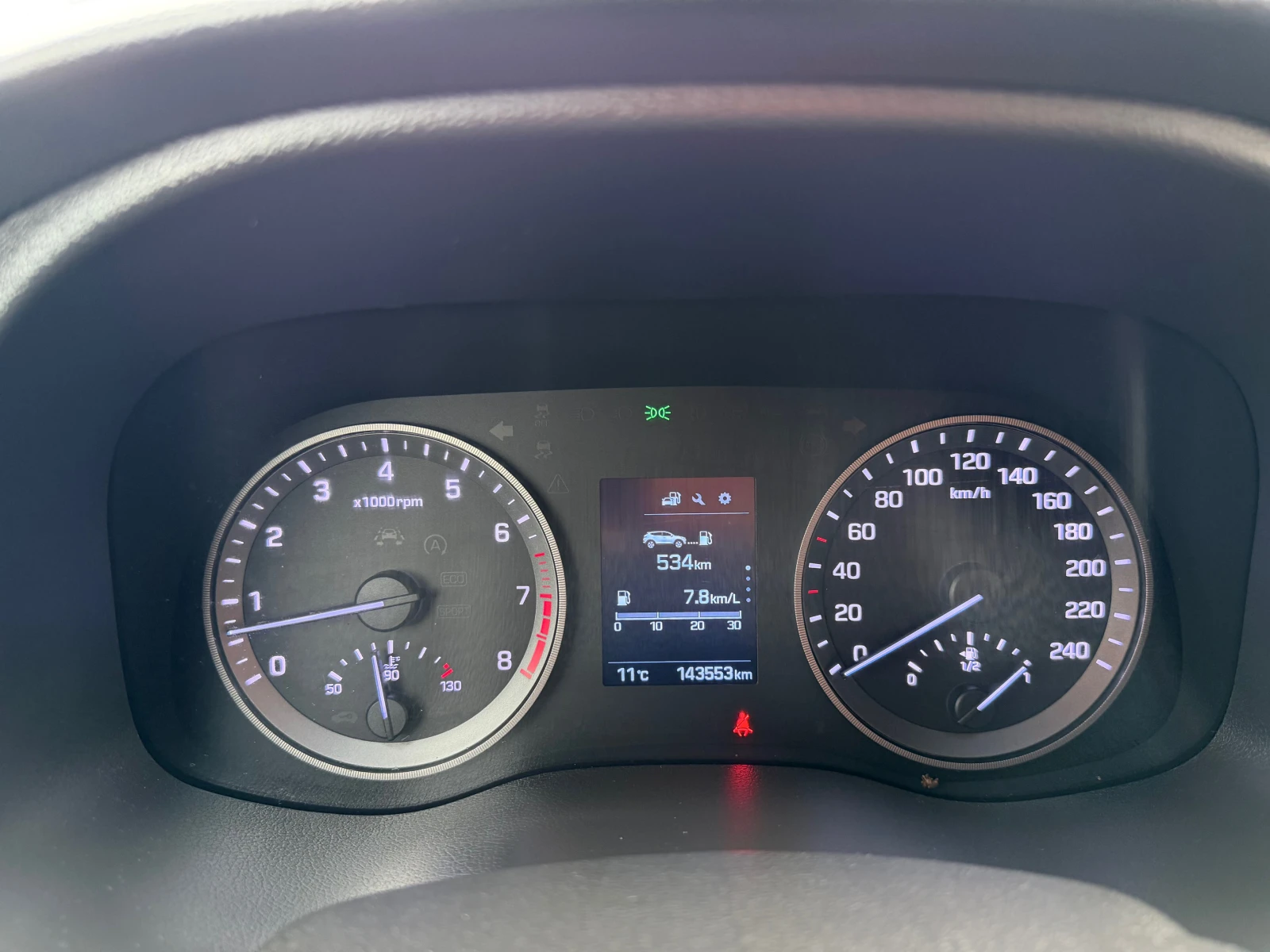 Hyundai Tucson 1.6* ГАЗ-GPL* НАВИГАЦИЯ* ЕВРО* 6* * * , снимка 15 - Автомобили и джипове - 53769723