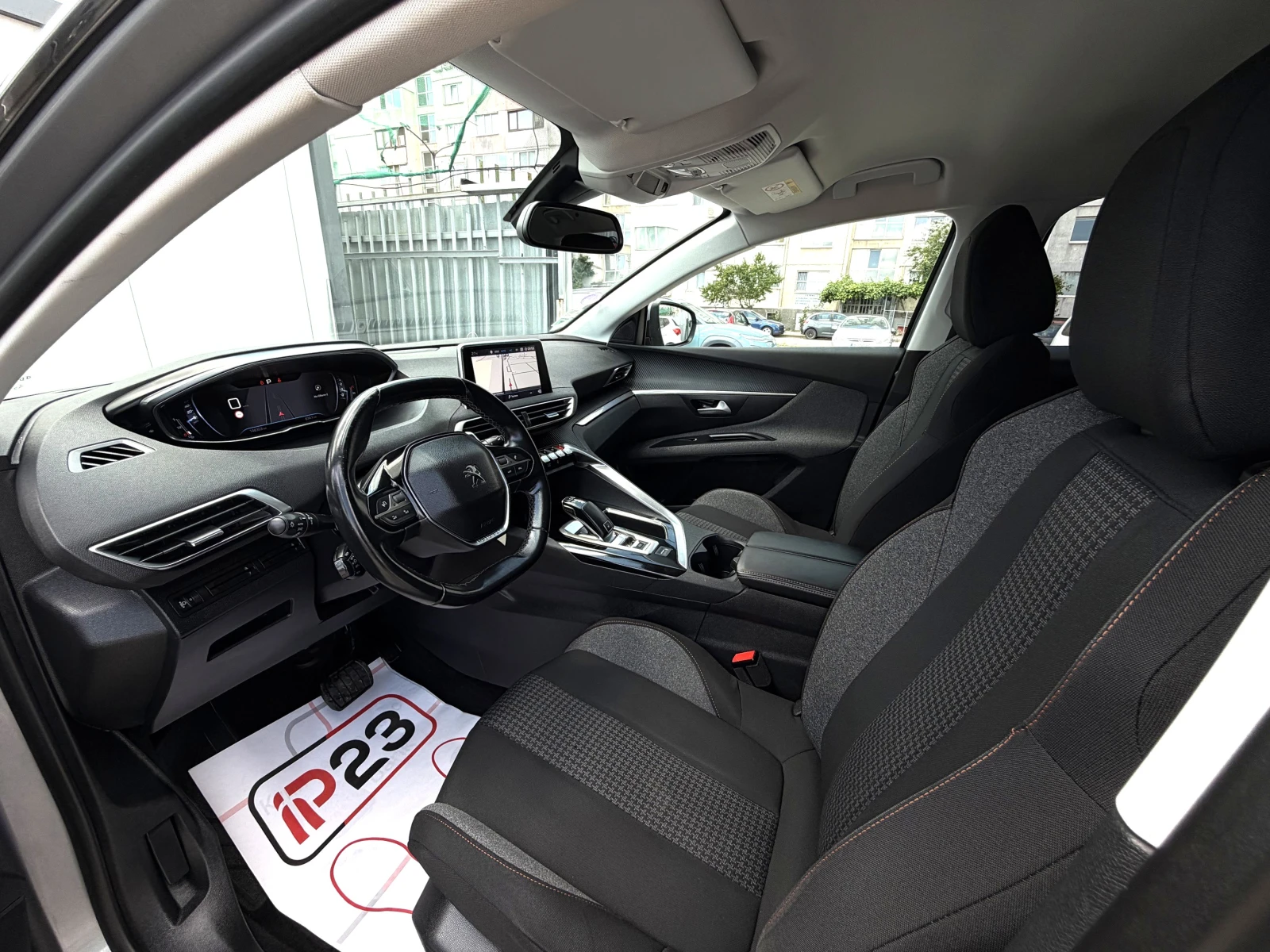 Peugeot 3008 БЕНЗИН* ЕАТ* 8* АВТОМАТИК* Apple* CarPlay* * * , снимка 13 - Автомобили и джипове - 53769723