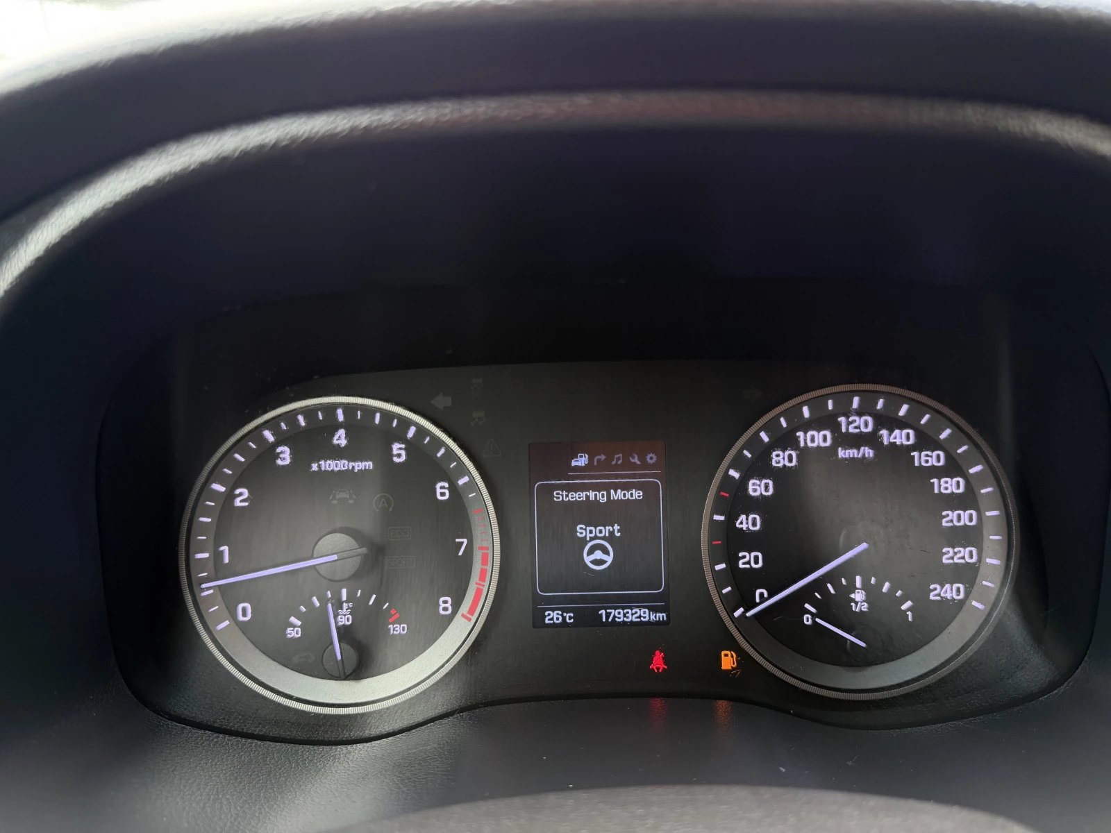 Hyundai Tucson 1.6* ГАЗ-LPG* НАВИГАЦИЯ* ЕВРО* 6* * * , снимка 15 - Автомобили и джипове - 53769723