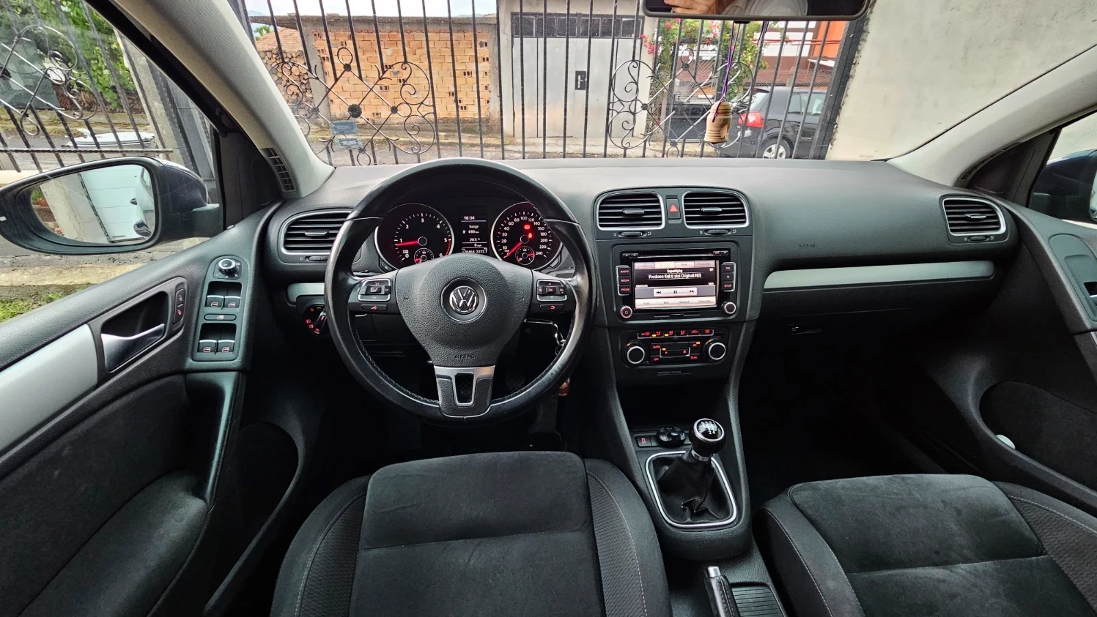 VW Golf, снимка 13 - Автомобили и джипове - 53845767