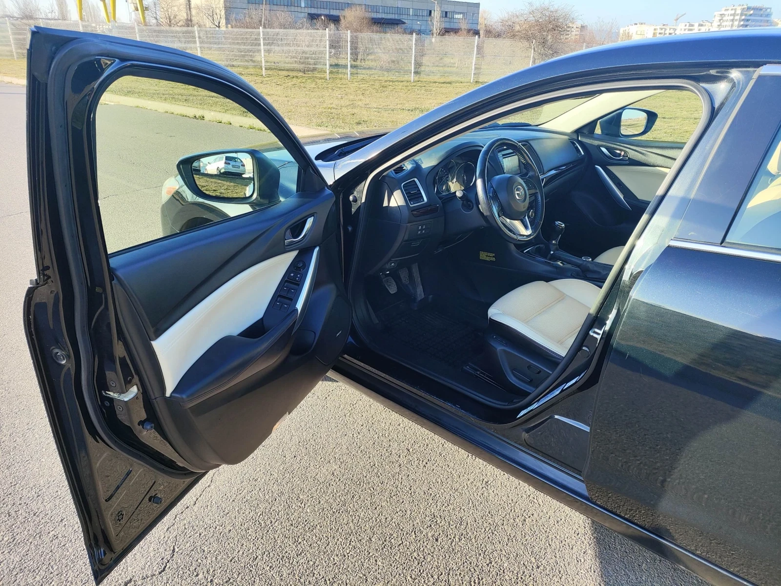 Mazda 6 2.5 Skyline, снимка 7 - Автомобили и джипове - 53921761